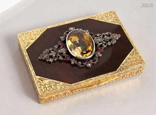 A VERY GOOD RUSSIAN GOLD AND TORTOISESHELL BOX, with oval citrine and diamonds, in a Faberge bo