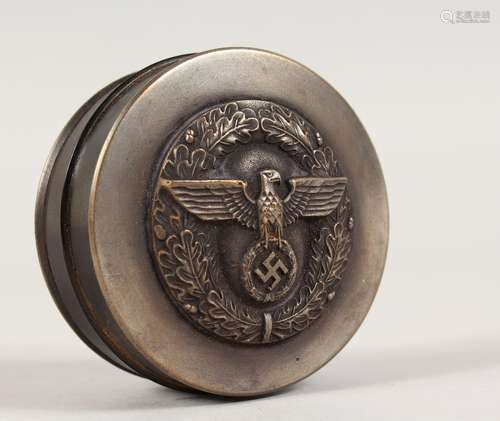 A REPRODUCTION NAZI CIRCULAR BOX AND COVER.