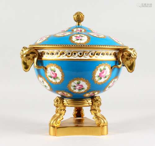 A SUPERB SEVRES CIRCULAR PORCELAIN CENTREPIECE AND LID, with pale blue ground, with vignettes of