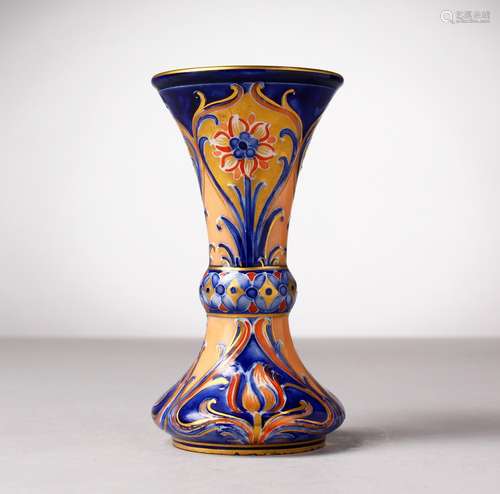 A GOOD SMALL MOORCROFT POTTERY MACINTYRE VASE. Circa. 1900. Printed MacIntyre, Burslem mark. 5ins