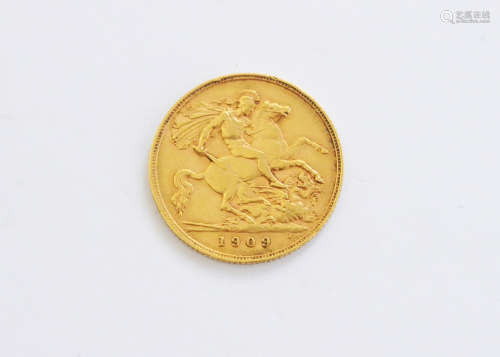 An Edward VII gold half sovereign, dated 1909 and VF