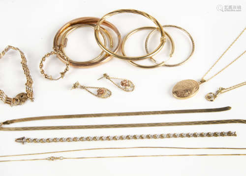 A collection of 9ct gold, including a diamond illusion set bracelet, a padlock linked bracelet,