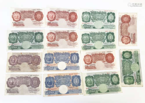 A collection of 14 1920s to 1950s British bank notes, including a Mahon £1 and 10 shillings, a