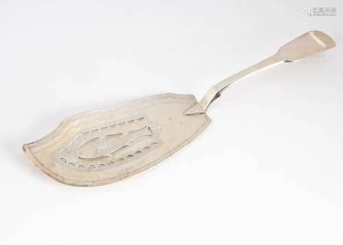 A late George III silver fish slice by HS, London 1817, 5 ozt