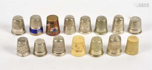 A selection of 19th & 20th Century thimbles, including silver, enamel and ivory examples (15)