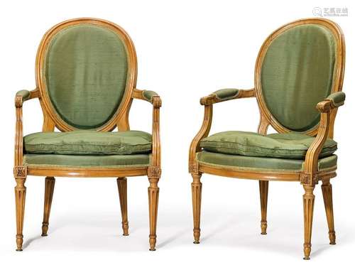 PAIR OF FAUTEUILS \