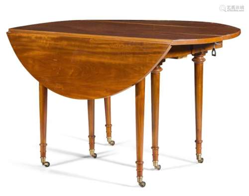 OVAL EXTENDABLE TABLE WITH HINGED LEAVES, Directoi…