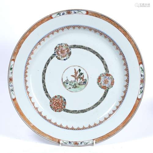 Polychrome charger Chinese, 18th Century with central roundel painted with garden scene with three