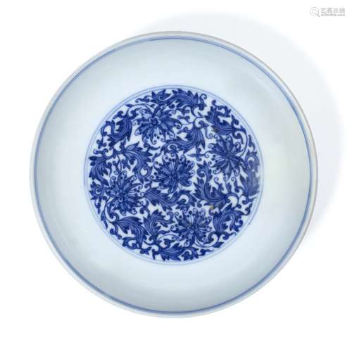 Blue and white saucer dish Chinese decorated on the exterior with a border of Indian lotus and