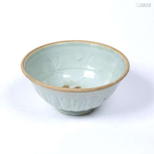 Longquan bowl Chinese, Song dynasty with incised decoration depicting floral splays 6.5cm x 15cm