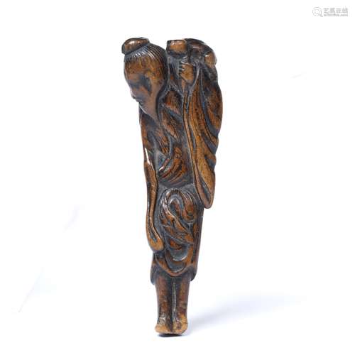 Wood netsuke of a standing Sennin Gama Japanese, Edo Period in a long flowing rove and supporting