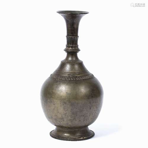 Bronze lota Indian, 18th/19th Century of ribbed baluster form 27cm high