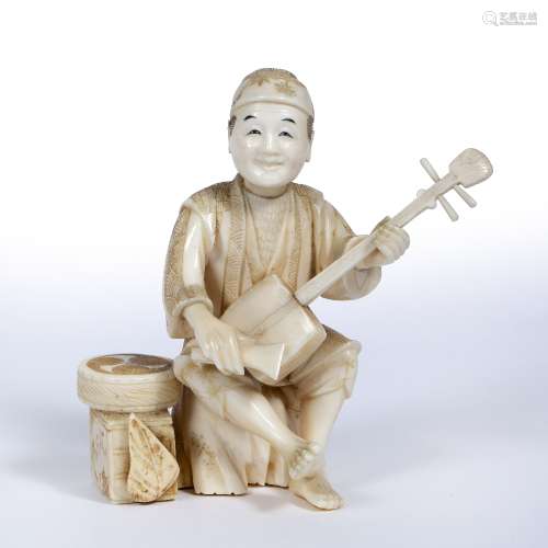 Ivory okimono Japanese, late Meiji in the form of a lute player seated on a tree stump, signed Shiko