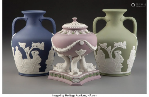 61058: Three Wedgwood Jasperware Ve…