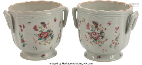 61220: A Pair of Chinese Export Porcelain C…