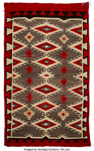 70387: A Navajo Regional Rug c. 1930 nat…