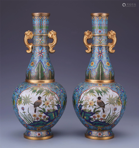 PAIR OF CHINESE CLOISONNE BIRD AND FL…