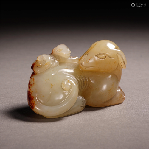 CHINESE WHITE JADE BEAST WITH LINGC…