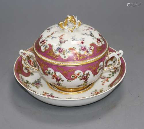 A Chelsea gold anchor Sevres style ecuelle, cover and stand, c.1765, 18cm Condition: The cover and