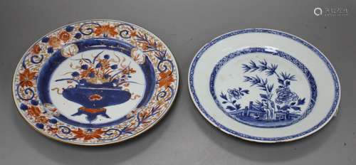 A Chinese Imari plate decorated with flowers in an urn, 25cm and a blue and white plate, 23cm