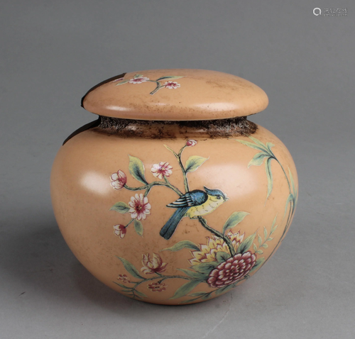 Chinese Porcelain Tea Leaves Container