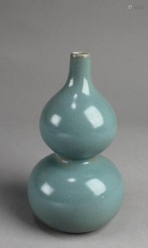 Chinese Ruyao Double Gourd Porcelain Vase