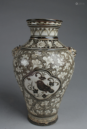 Chinese Porcelain Vase