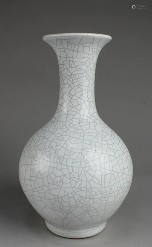 Chinese Crackleware Vase