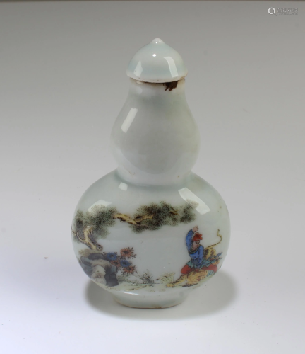 Chinese Porcelain Snuff Bottle