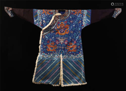 CHINESE BLUE-GROUND EMBROIDERY DRAGON TMPERIAL ROBE