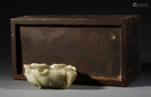 CHINESE ANCIENT JADE CARVED LOTUS SHAPED BRUSH WASHER