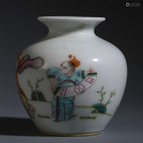 CHINESE PORCELAIN FAMILLE ROSE FLOWER 'POMEGRANATE'VASE