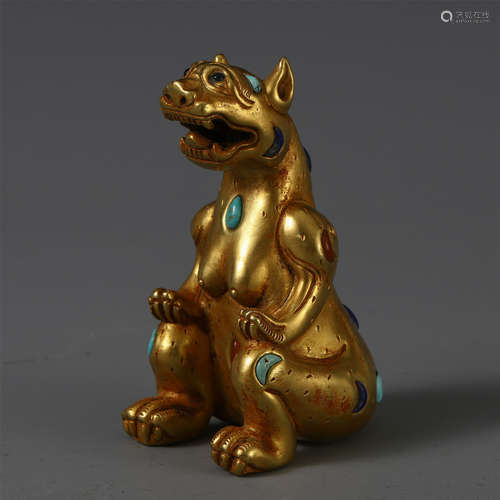 CHINESE GILT BRONZE GEM STONE INLAID BEAST TABLE ITEM