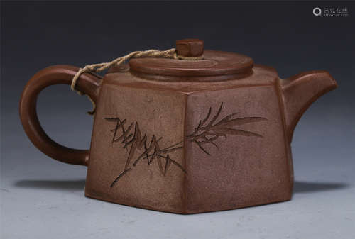 CHINESE CARVED ZISHA CLAY CARVED BAMBOO PATTERN TEA POT