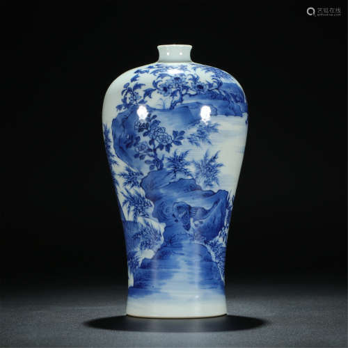CHINESE BLUE AND WHITE PORCELAIN FLOWER MEIPING VASE
