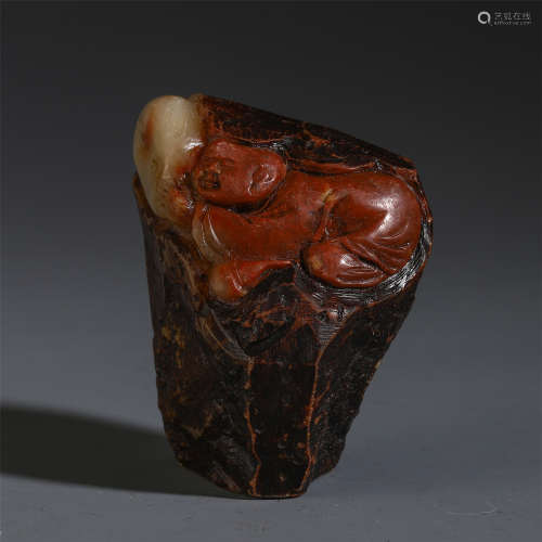 CHINESE CHICKEN BLOOD STONE CARVED FIGURE TABLE ITEM