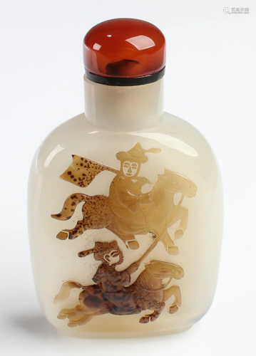 Chinese Agate Snuff Bottle