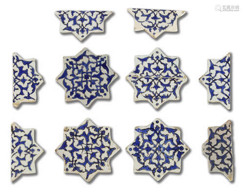 A GROUP OF TIMURID CUERDA SECA POTTERY STAR TILES, PERSIA, LATE 15TH CENTURY