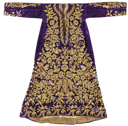 A FINE OTTOMAN SILVER-GILT THREAD EMBROIDERED KAFTAN, TURKEY, 19TH CENTURY