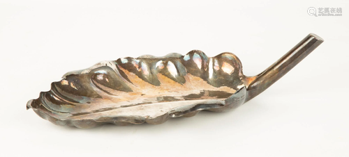 Leaf Design Silver Tray