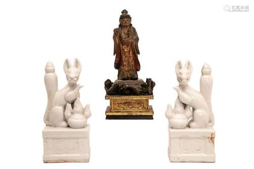 PAIR OF PORCELAIN STATUETTES OF THE INARI DIVINITY…