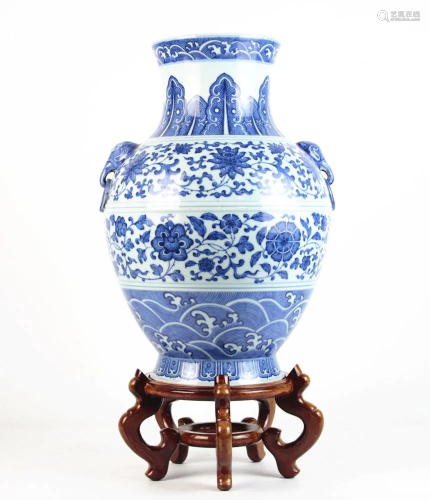 Fine Chinese Blue And White Zun Form Vase