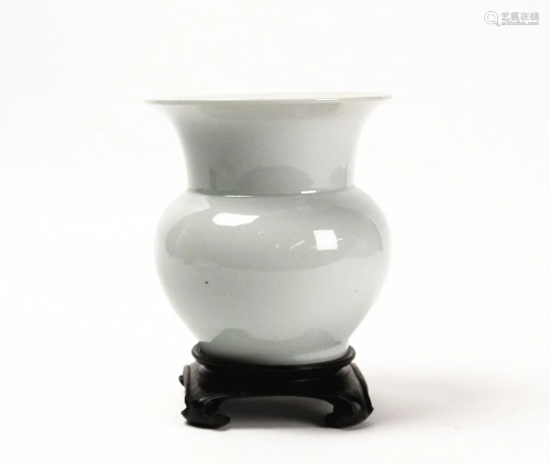 A Fine Chinese Porcelain Zadou Vase