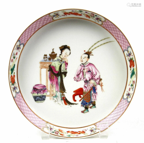 A Chinese Enameled Porcelain Dish