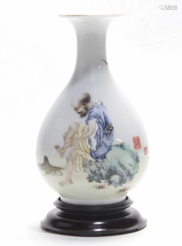 A Chinese Famille Rose Vase