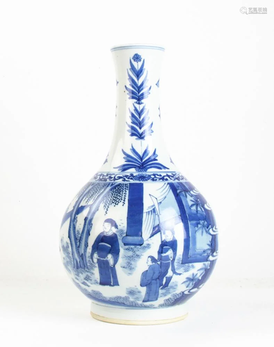 A Ming Style Porcelain Bottle Vase