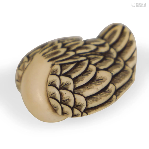 Japanese Carved Bird Netsuke