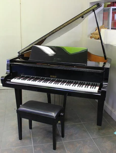 Petrof Black Lacquered Baby Grand Pia…