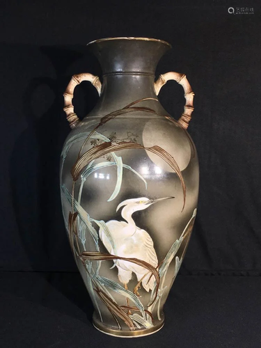 Japanese Satsuma Vase - Heron