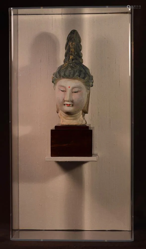 Chinese Pottery Kaunyin Head in Lucite Dis…